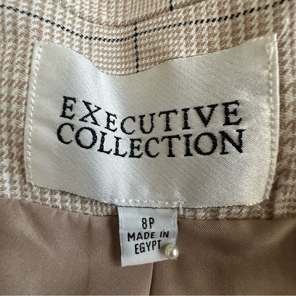 Vintage Executive Collection Women's 8P Cream Tan Plaid Double-Breasted Blazer - Picture 12 of 14